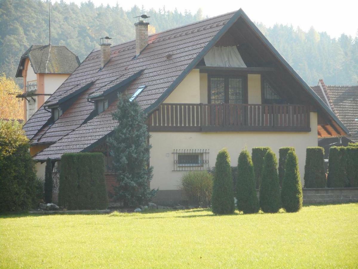 Apartmany Pod Hradem Holstejn Exterior foto