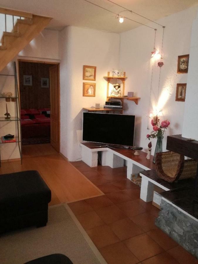Apartmany Pod Hradem Holstejn Exterior foto