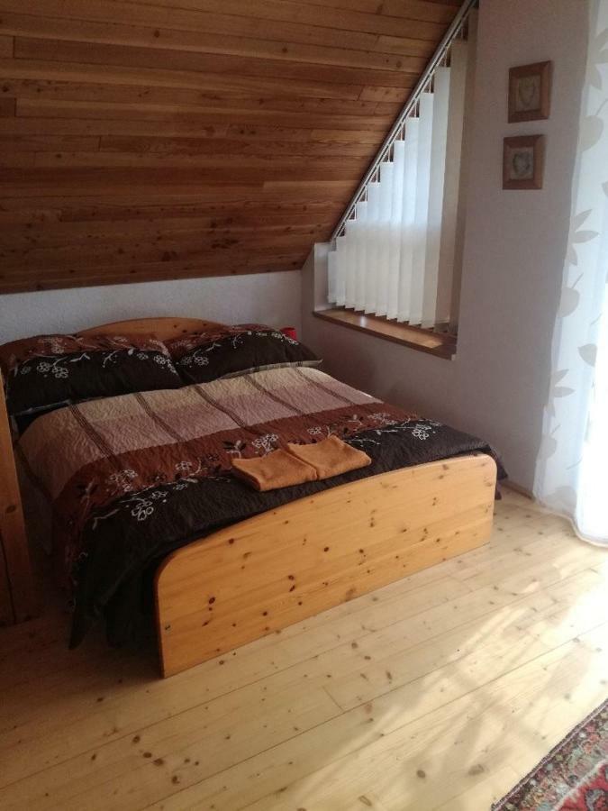 Apartmany Pod Hradem Holstejn Exterior foto